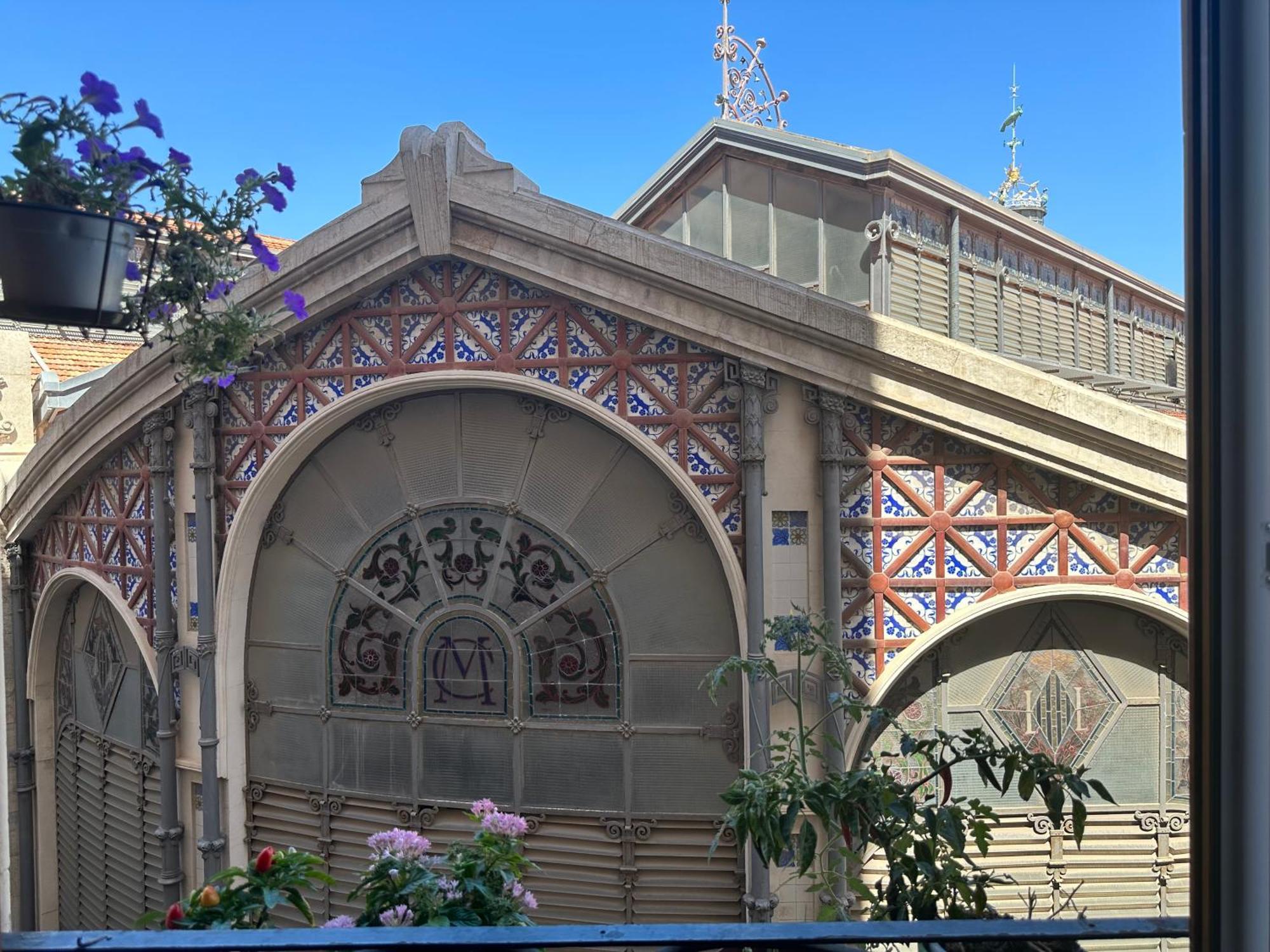 Mirador 1 Del Mercado Central - Habitacion Con Bano Privado En El Centro De La Ciudad Vella Valência Exterior foto